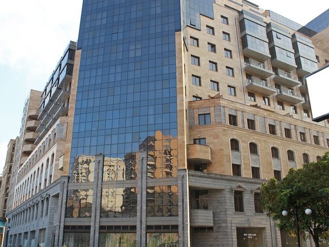 фото отеля RIS Central Apartments Yerevan (Рис Централ Апартаменты Ереван) изображение №1