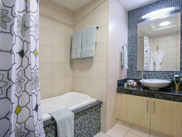 фото Al Shahla Two Bedroom Apartment Palm Jumeirah изображение №18