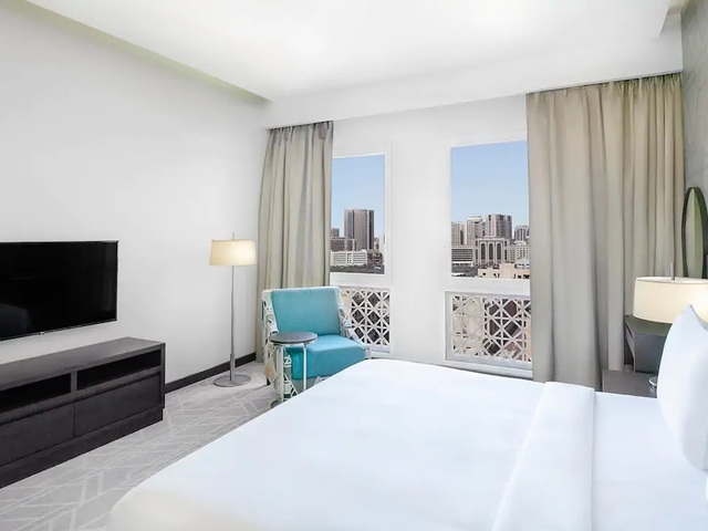 фото отеля Hyatt Place Dubai Wasl District изображение №25