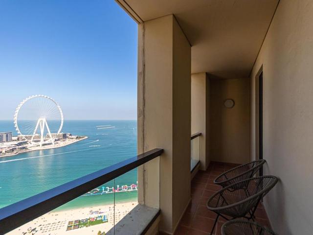фото отеля Incredible Stay at Spacious Jumeirah Beach Dubai изображение №45