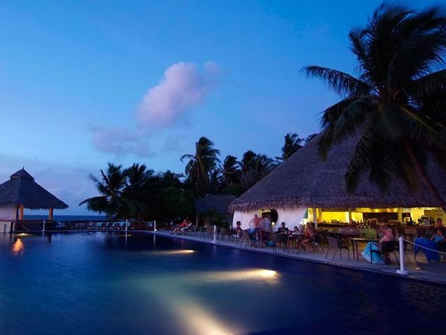 фото отеля Ellaidhoo Maldives By Cinnamon (ex. Chaaya Reef Ellaidhoo) изображение №37