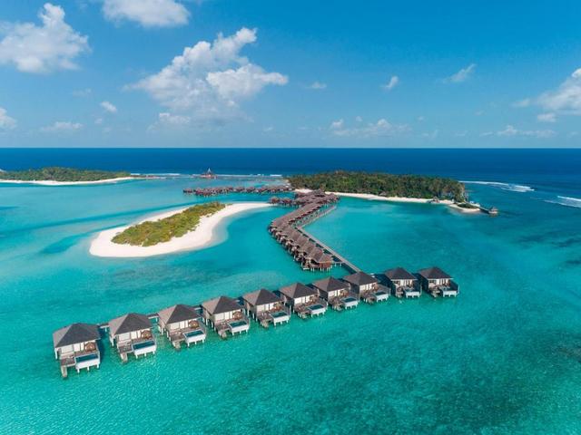 фото отеля Anantara Veli Maldives (ex.Anantara Huraa) изображение №1