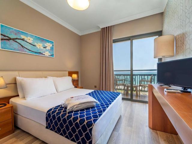 фото отеля Uras Beach Hotel изображение №9