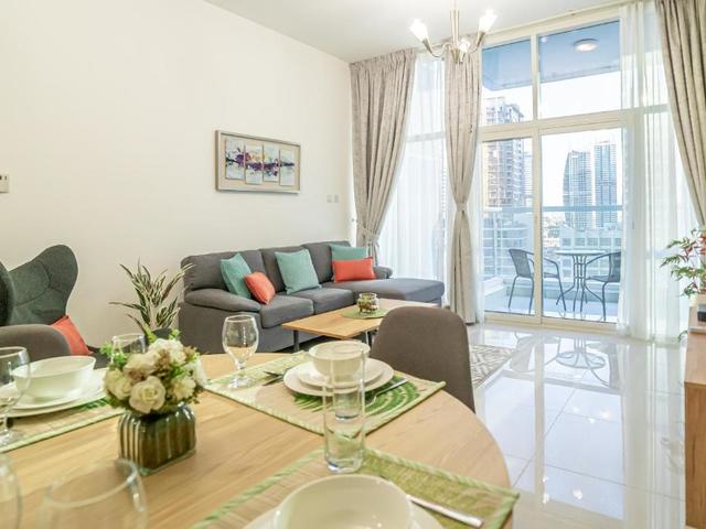 фото отеля Luton Vacation Homes Dubai Marina изображение №21