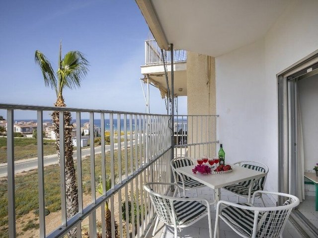 фото отеля Protaras Coral Seaview Suite изображение №9