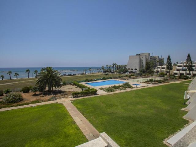 фото отеля Lordos Sunshore Beachfront Suite изображение №21