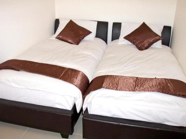фото Apartment With 2 Bedrooms In Larnaca изображение №14