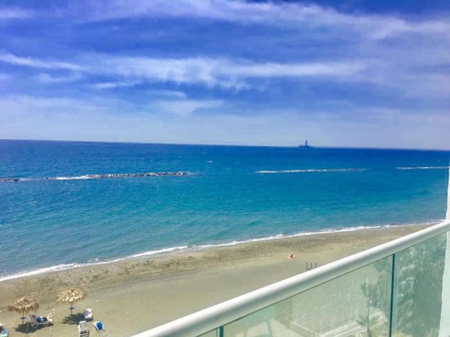 фото отеля Limassol On The Beach изображение №1