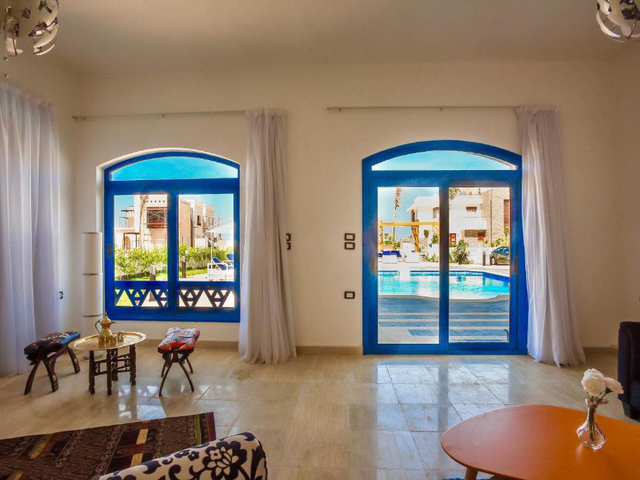 фотографии Luxury 4BD Villa with Pool in Hurghada изображение №32