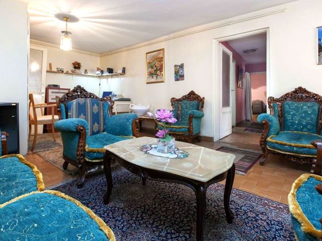 фото Apartment With 2 Bedrooms in Beyoglu изображение №10