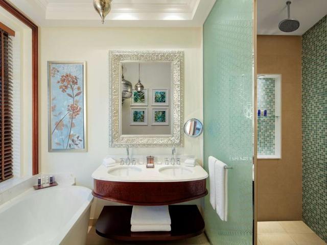 фото Ajman Saray, A Luxury Collection Resort изображение №30