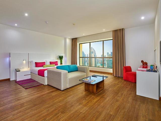 фото отеля Ramada Hotel & Suites by Wyndham JBR (ex. Hawthorn Suites By Wyndham) изображение №41