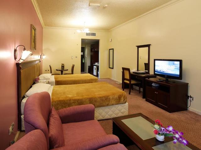 фотографии отеля Al Bustan Hotel изображение №11