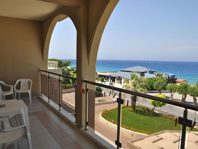 фото отеля Sea Melody Beach Hotel & Apartments изображение №21