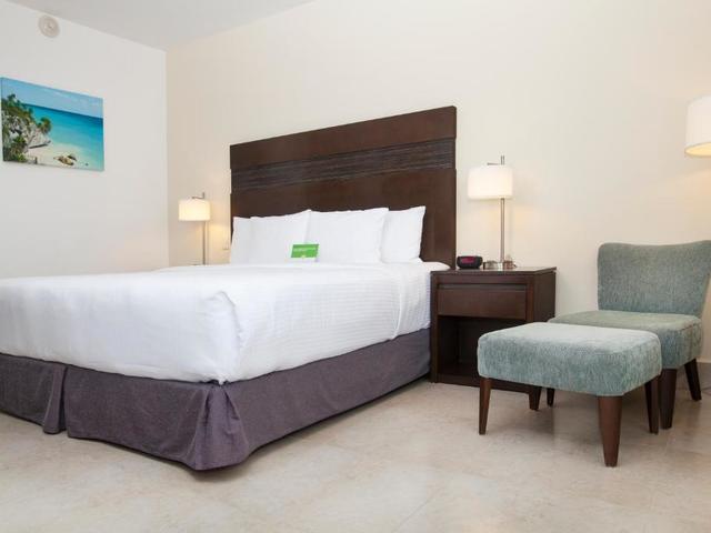 фото отеля Wyndham Garden Cancun Downtown (ex. La Quinta Inn) изображение №17