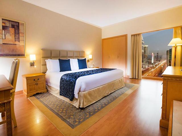 фото Millennium Plaza Downtown (ex. Crowne Plaza Dubai Sheikh Zayed Road) изображение №34