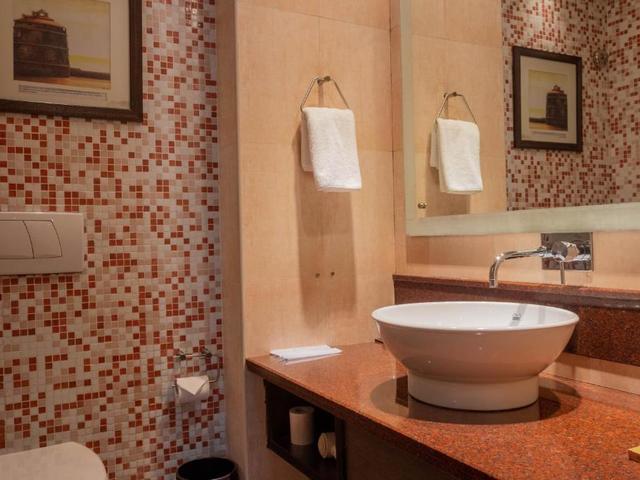 фото отеля DoubleTree by Hilton Goa (ex. Riviera De Goa Resort) изображение №17