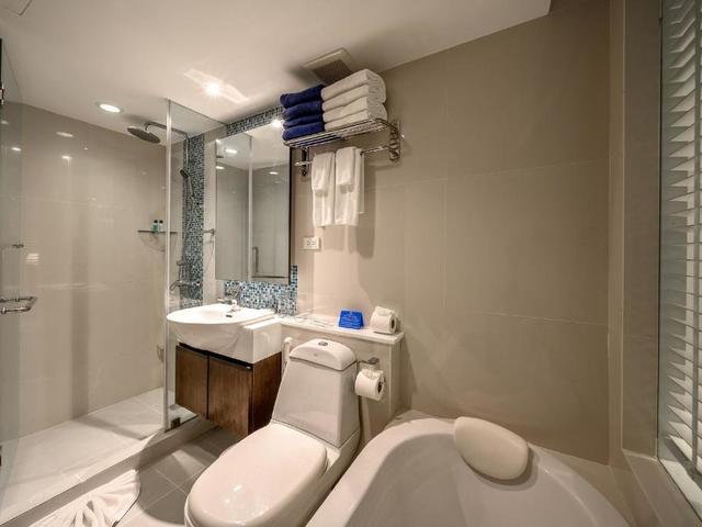 фотографии отеля Andaman Beach Suites изображение №43
