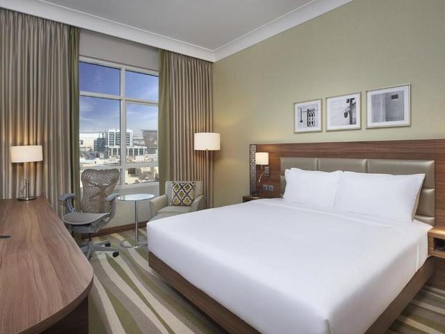 фотографии отеля Hilton Garden Inn Dubai Al Muraqabat изображение №31