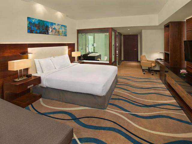 фотографии DoubleTree By Hilton Hotel And Residences Dubai – Al Barsha изображение №20