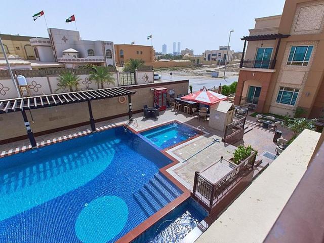 фото отеля Mughal Suites (ех. One to One Mughal Suites; Ramada Hotel & Suites Ras Al Khaimah) изображение №1