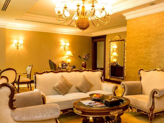 фото отеля Grand Excelsior Hotel Al Barsha изображение №17
