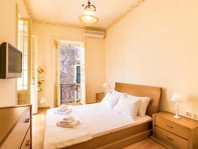 фотографии Luxury Seaview Apartment In Corfu Town By CorfuEscapes изображение №16