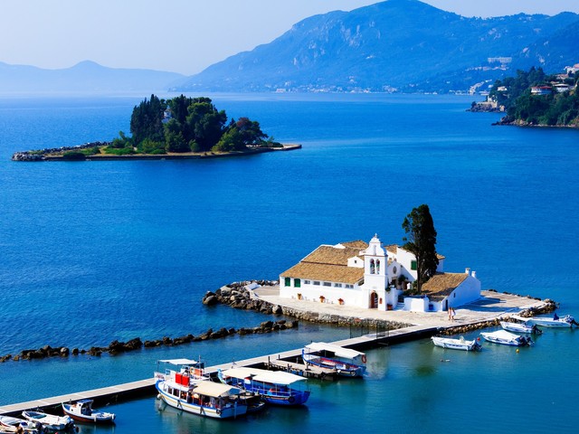 фотографии отеля Luxury Seaview Apartment In Corfu Town By CorfuEscapes изображение №3