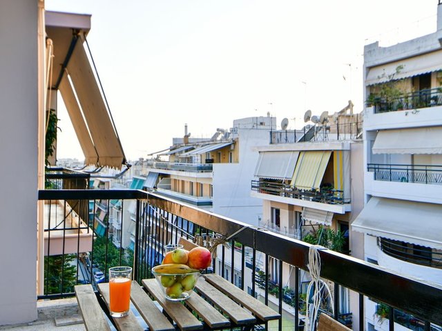 фото отеля Athenian Sunny Apartment изображение №13