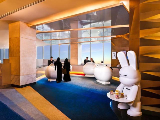 фотографии отеля V Hotel Dubai, Curio Collection by Hilton (ex. W Dubai Al Habtoor City; Metropolitan Hotel) изображение №15