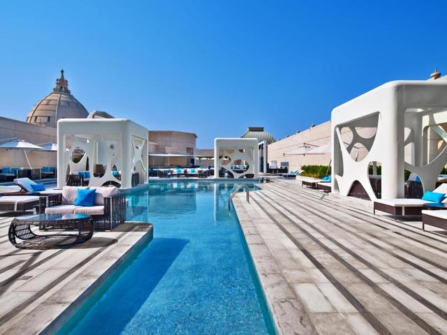 фото отеля V Hotel Dubai, Curio Collection by Hilton (ex. W Dubai Al Habtoor City; Metropolitan Hotel) изображение №1