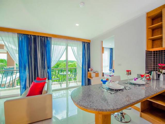 фото отеля Grand Nai Harn Suites (ex. The Jasmine Nai Harn Beach Resort and Spa; Saiyuan Buri Resort and Spa) изображение №17