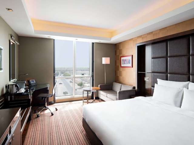 фото Radisson Blu Hotel Dubai Media City (ex. Radisson SAS) изображение №2