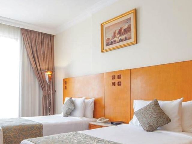 фото отеля Mercure Dubai Barsha Heights Hotel Suites & Apartments (ех. Yassat Gloria Hotel Apartments) изображение №53