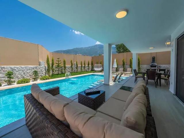 фотографии отеля La Villa Marbella (ex. Luxury 4-bed Villa With Private Pool and Jacuzzi) изображение №39