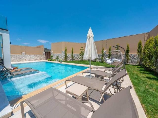 фотографии отеля La Villa Marbella (ex. Luxury 4-bed Villa With Private Pool and Jacuzzi) изображение №27