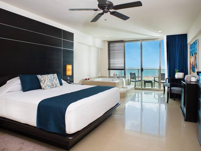 фотографии Seadust Cancun Family Resort  (ex. Great Parnassus Resort & Spa) изображение №20