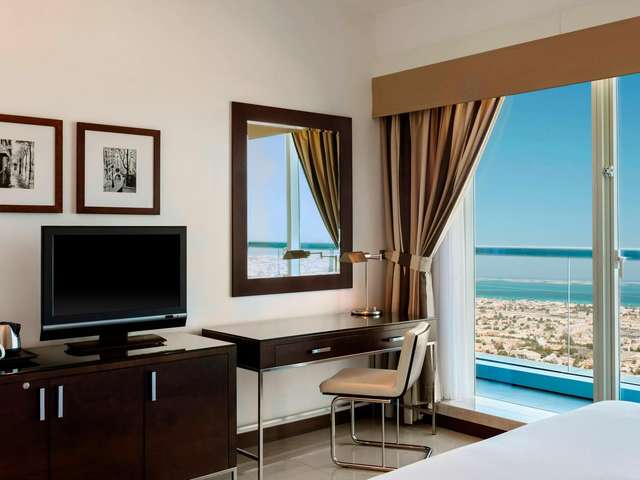 фото отеля Four Points by Sheraton Sheikh Zayed Road изображение №33