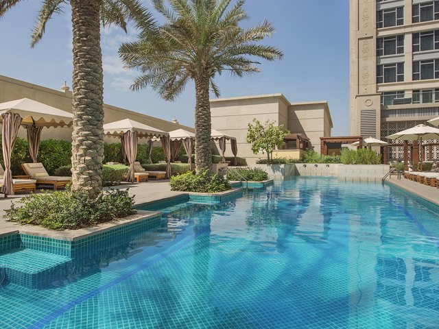 фото отеля Hilton Dubai Al Habtoor City (ex.The Westin Dubai Al Habtoor City) изображение №1