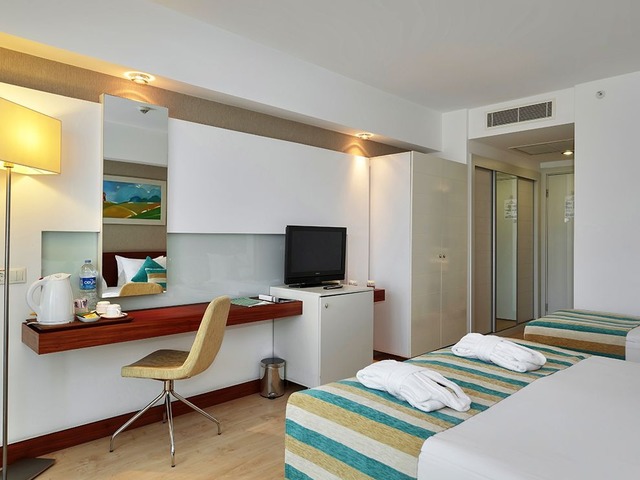фото отеля Sunis Evren Beach Resort Hotel & Spa изображение №5