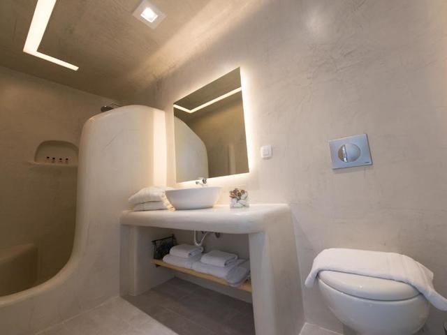 фото On The Cliff Suites (ex. Santorini Royal Suites ; Caldera Cliff Suites) изображение №58