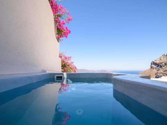 фото отеля On The Cliff Suites (ex. Santorini Royal Suites ; Caldera Cliff Suites) изображение №53