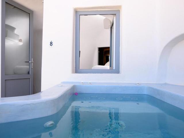 фотографии On The Cliff Suites (ex. Santorini Royal Suites ; Caldera Cliff Suites) изображение №56