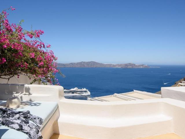 фотографии отеля On The Cliff Suites (ex. Santorini Royal Suites ; Caldera Cliff Suites) изображение №47