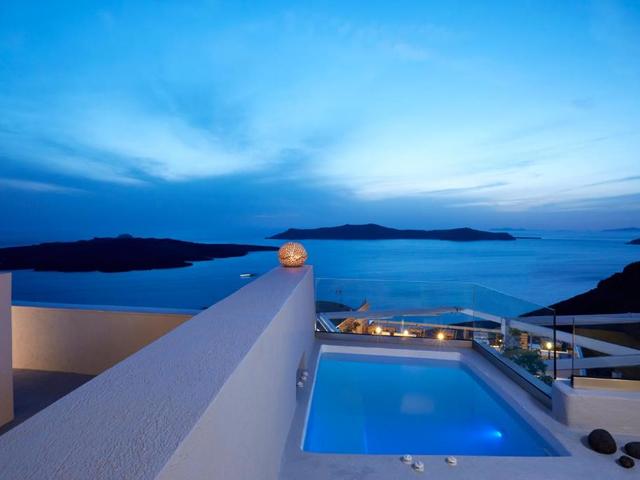 фото отеля On The Cliff Suites (ex. Santorini Royal Suites ; Caldera Cliff Suites) изображение №25