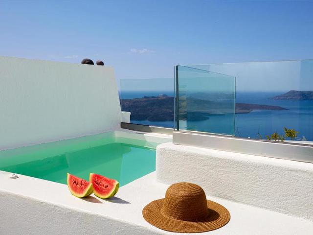 фото On The Cliff Suites (ex. Santorini Royal Suites ; Caldera Cliff Suites) изображение №6