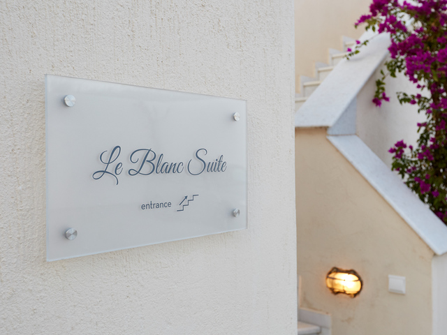 фотографии отеля Le Blanc Suite изображение №3