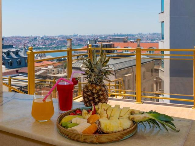 фото отеля Ramada Istanbul Pera (The Peak Hotel) изображение №25