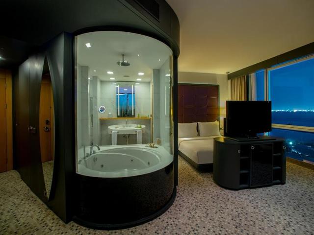 фотографии отеля DoubleTree by Hilton Hotel Istanbul - Moda изображение №43