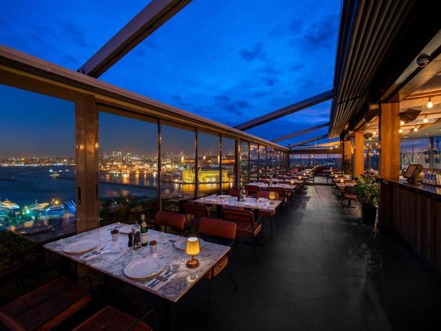 фото DoubleTree by Hilton Hotel Istanbul - Moda изображение №18